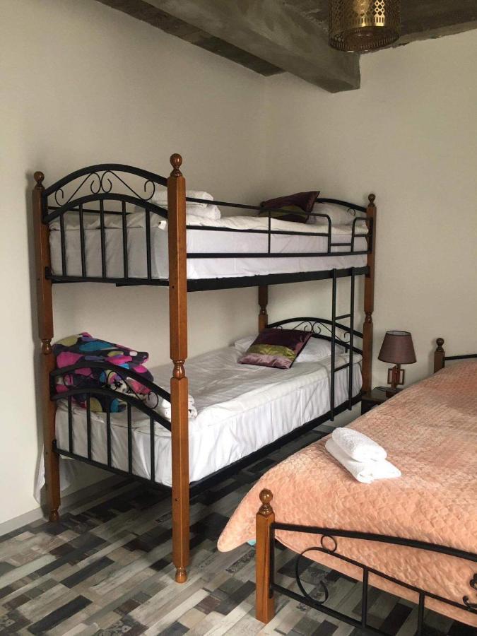 Verona Apartment Dushet'i エクステリア 写真
