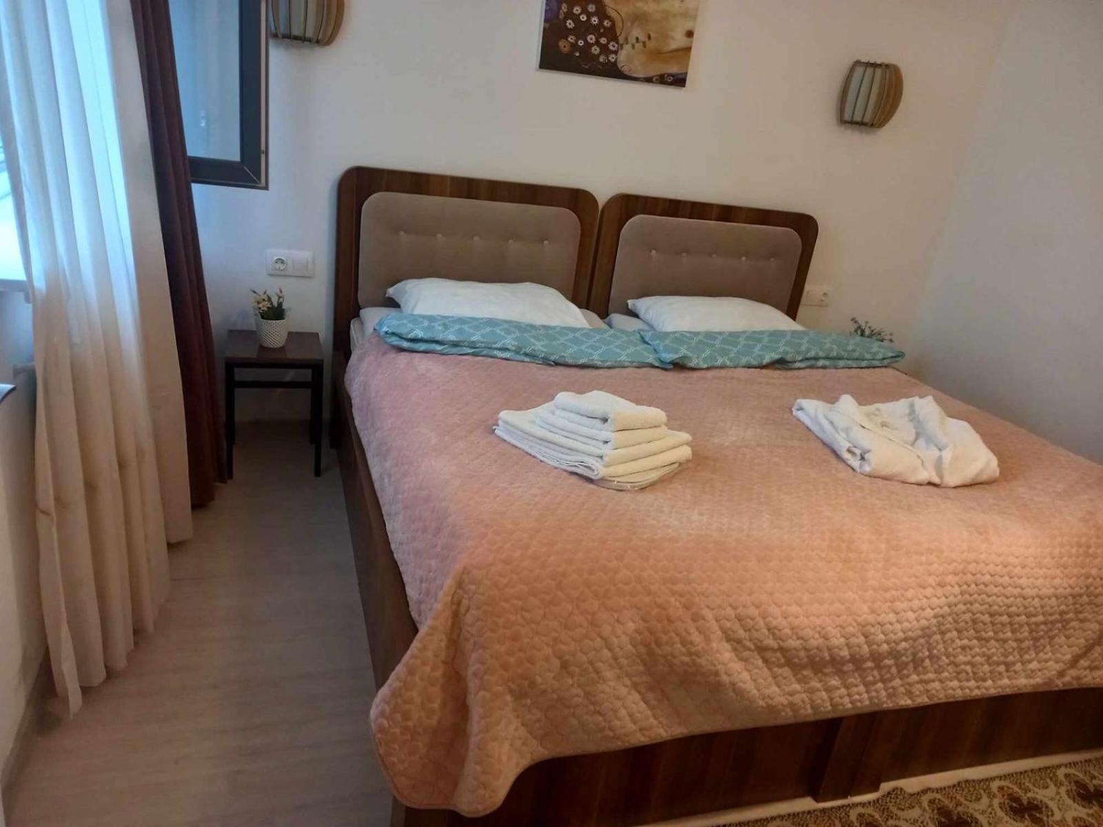 Verona Apartment Dushet'i エクステリア 写真
