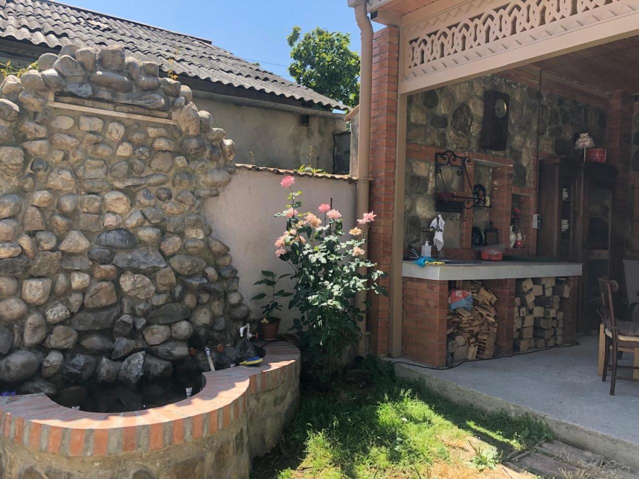 Verona Apartment Dushet'i エクステリア 写真