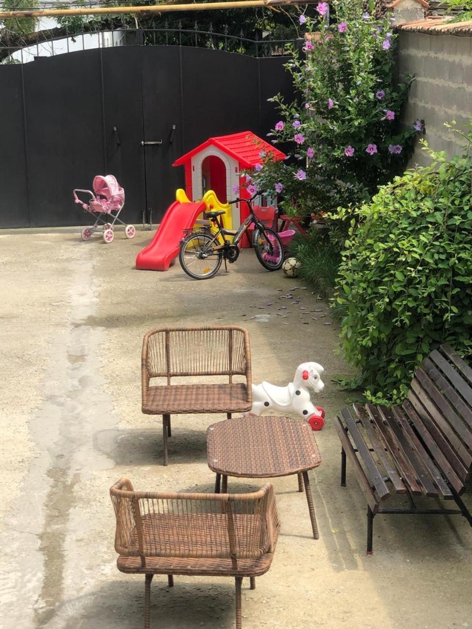 Verona Apartment Dushet'i エクステリア 写真