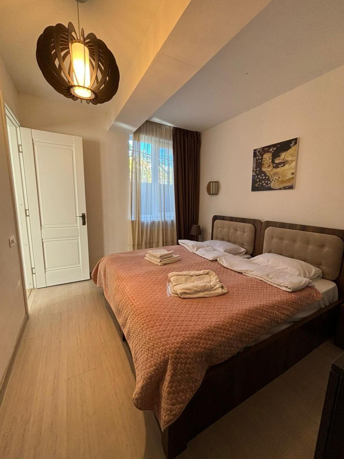 Verona Apartment Dushet'i エクステリア 写真