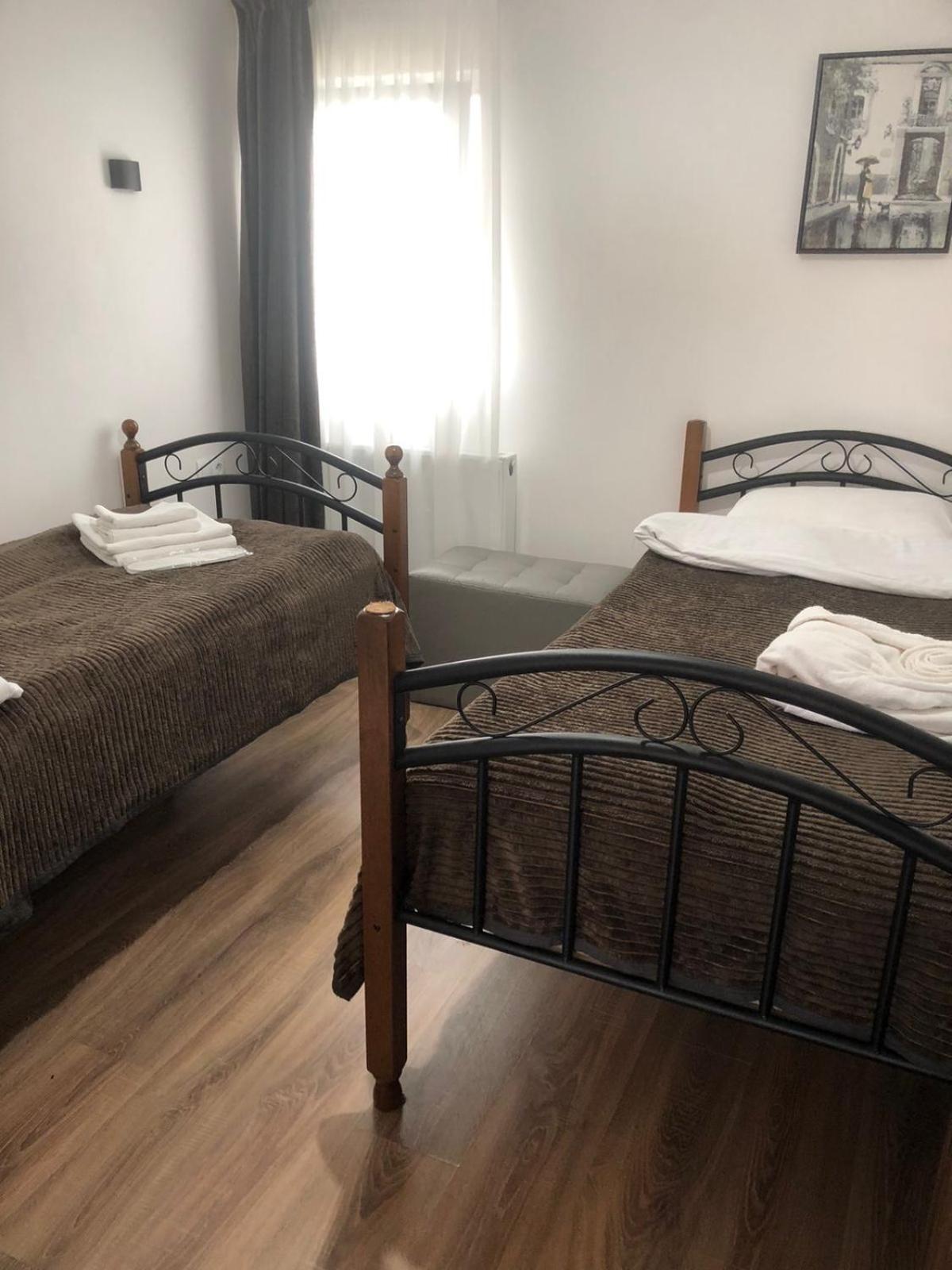 Verona Apartment Dushet'i エクステリア 写真